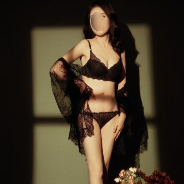 Sumiko aus Japan, 0163-6433660, Chemnitz, 